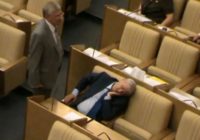 Депутат просто будет спать в кресле с его зарплпатой 500 тыр